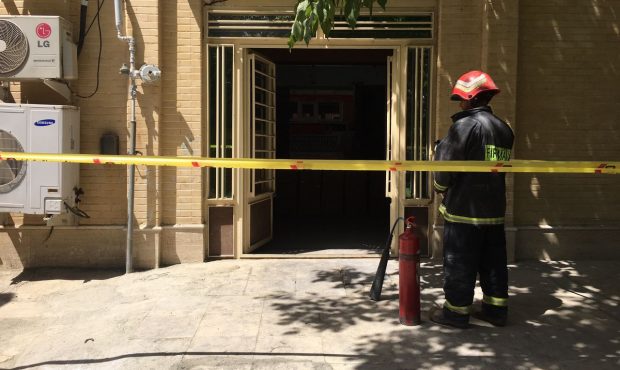 آتش‌سوزی در ساختمان دیتا سنتر شهرداری کرمانشاه مهار شد